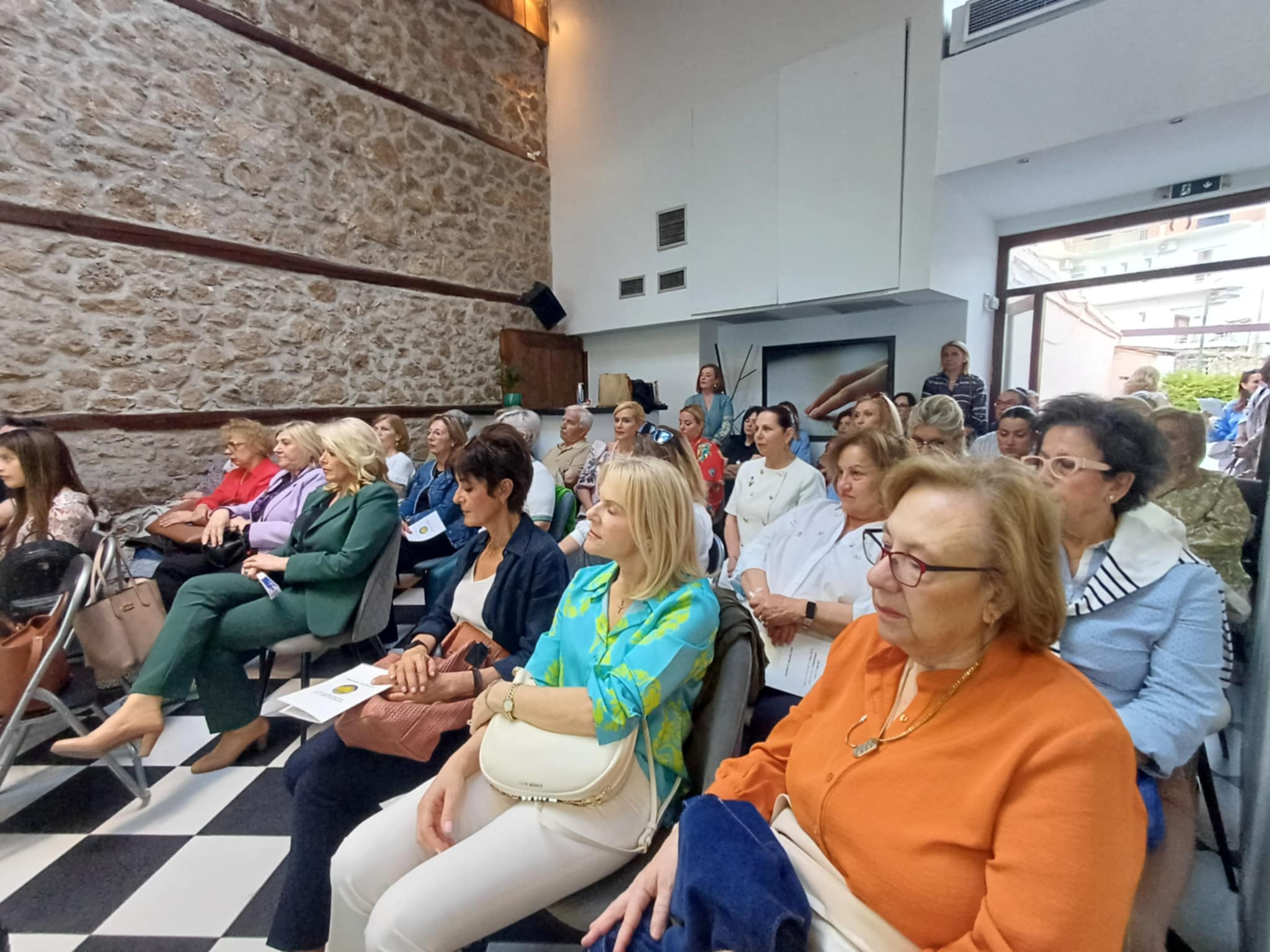 «Ανακαλύπτοντας τον κόσμο της Τεχνητής Νοημοσύνης»-εκδήλωση στη Λάρισα με ομιλήτρια την καθηγήτρια του Π.Θ Καίτη Χούστη
