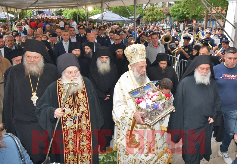 Στην Καρδίτσα η Αγία Ζώνη της Παναγίας (φωτό+βίντεο)