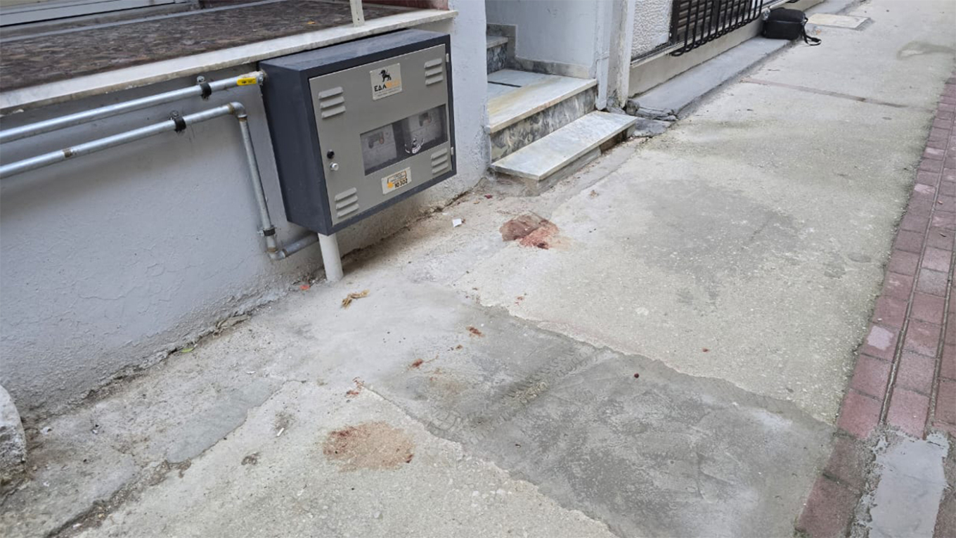 «Τσακωθήκαμε και τη χτύπησα», τα πρώτα λόγια του μητροκτόνου -Σοκαρισμένη η Λάρισα από την άγρια δολοφονία
