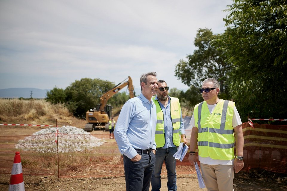 Μητσοτάκης από Βελεστίνο: Προτεραιότητα της κυβέρνησης η αποκατάσταση της Θεσσαλίας (ΦΩΤΟ)