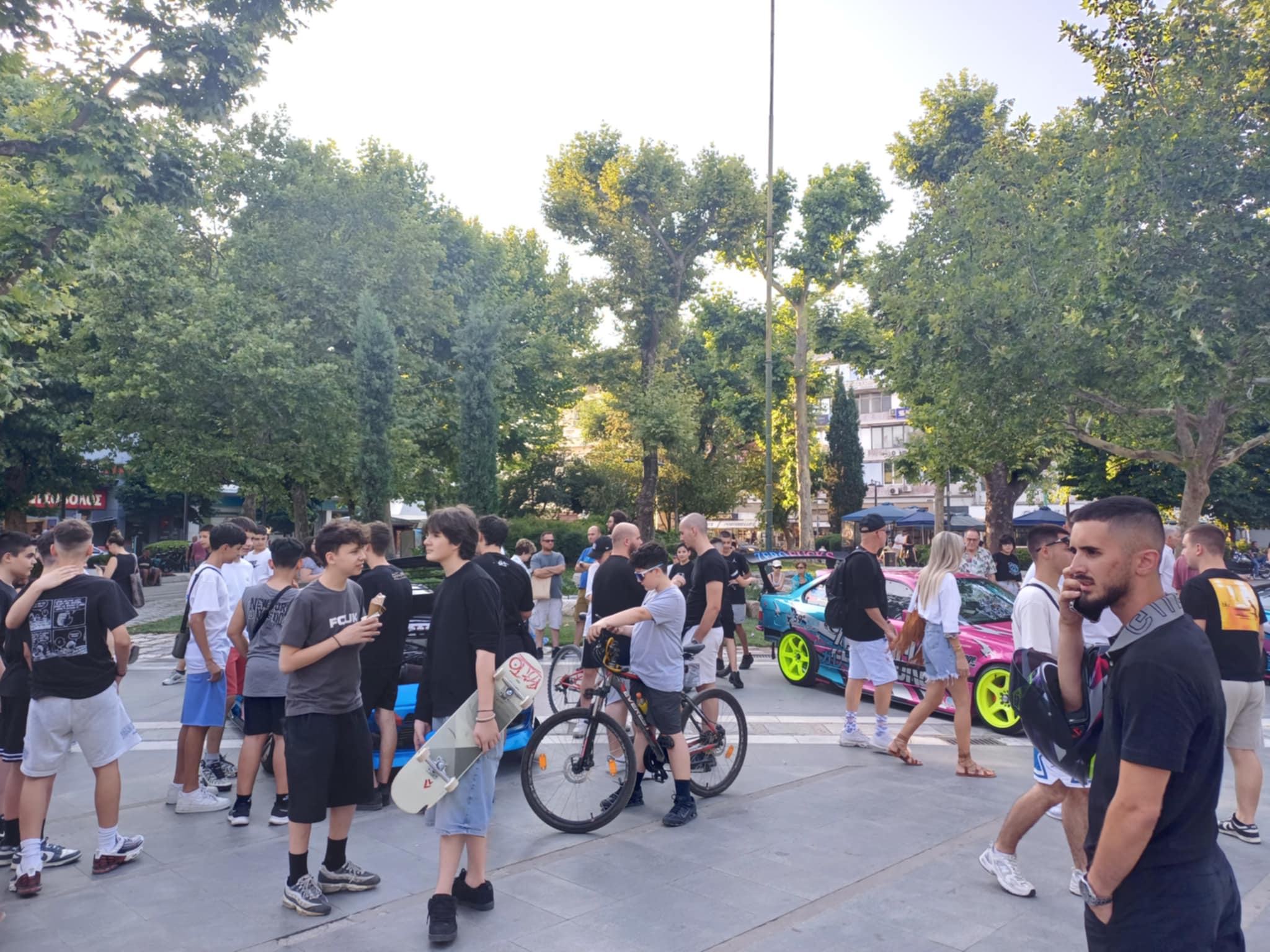 Το ΕΚΟ Ράλλυ Ακρόπολις στη Λάρισα– Εκδήλωση για την Οδική Ασφάλεια στην Κεντρική Πλατεία (ΦΩΤΟ)