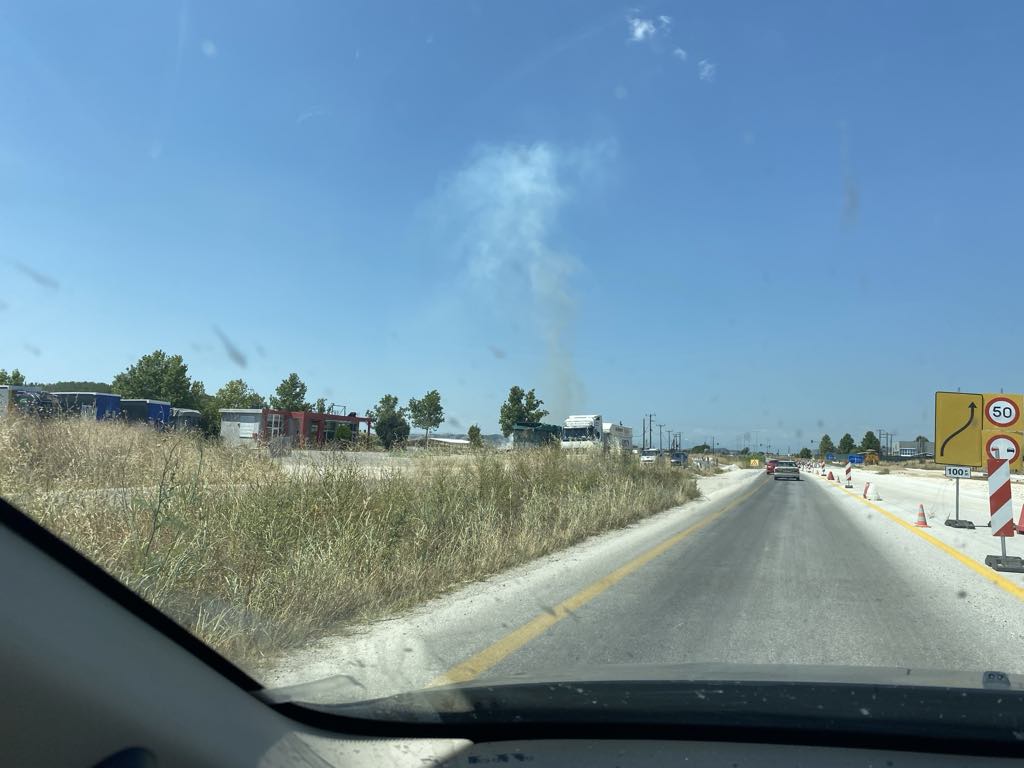Συναγερμός για φωτιά σε Φ-Β πάρκο στον Κρανώνα- -άμεση κινητοποίηση Πυροσβεστικής και περιφέρειας (ΦΩΤΟ)