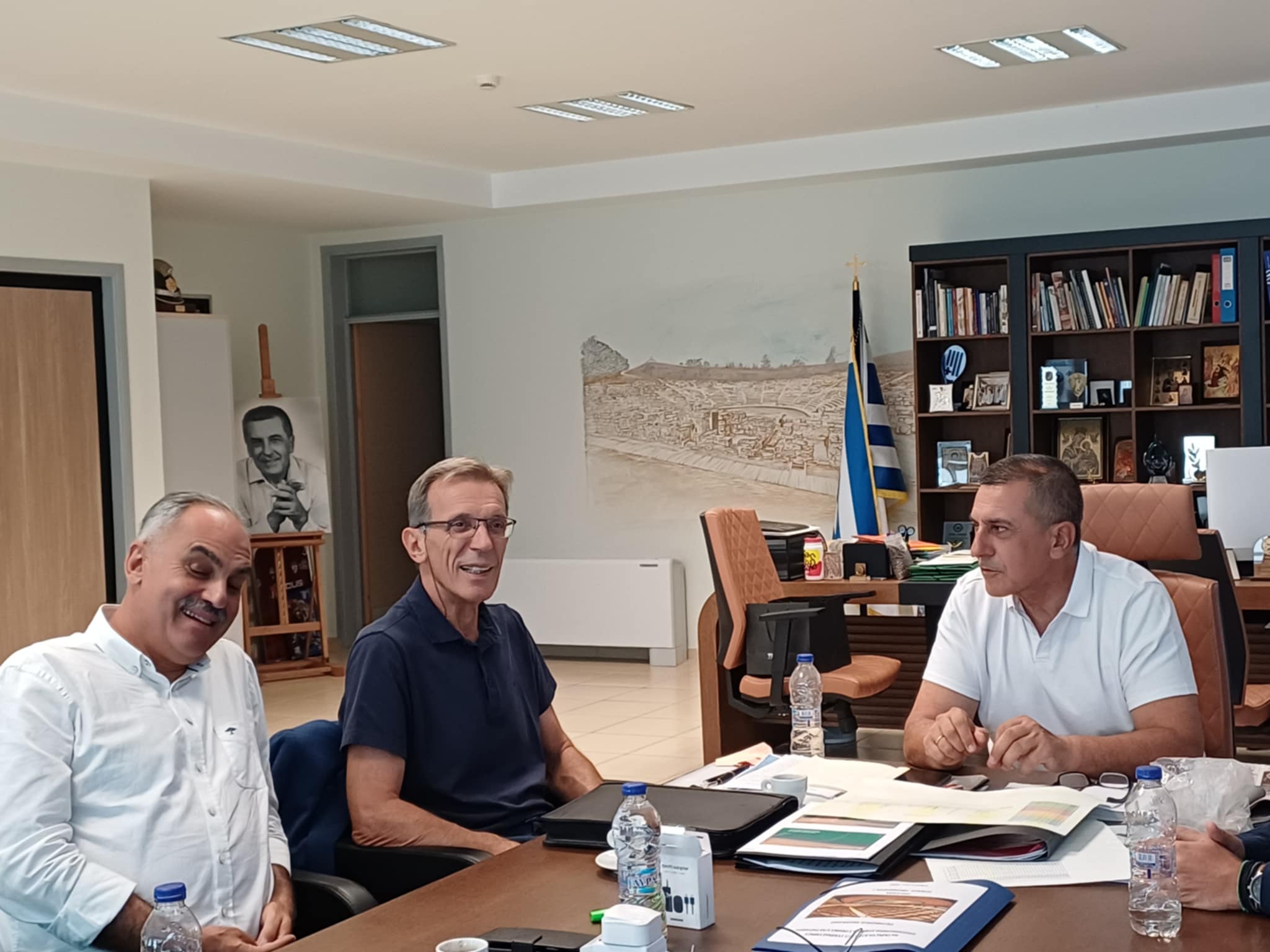 Συνάντηση Κουρέτα με Αναστ. Τζήκα – Σημαντική δωρεά στον Δήμο Αργιθέας για δομή επισκεπτών και ορειβατών (ΦΩΤΟ)