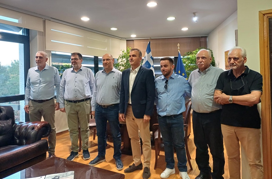 Αντιπροσωπεία του αδελφοποιημένου δήμου Λάρνακας στη Λάρισα (ΦΩΤΟ)