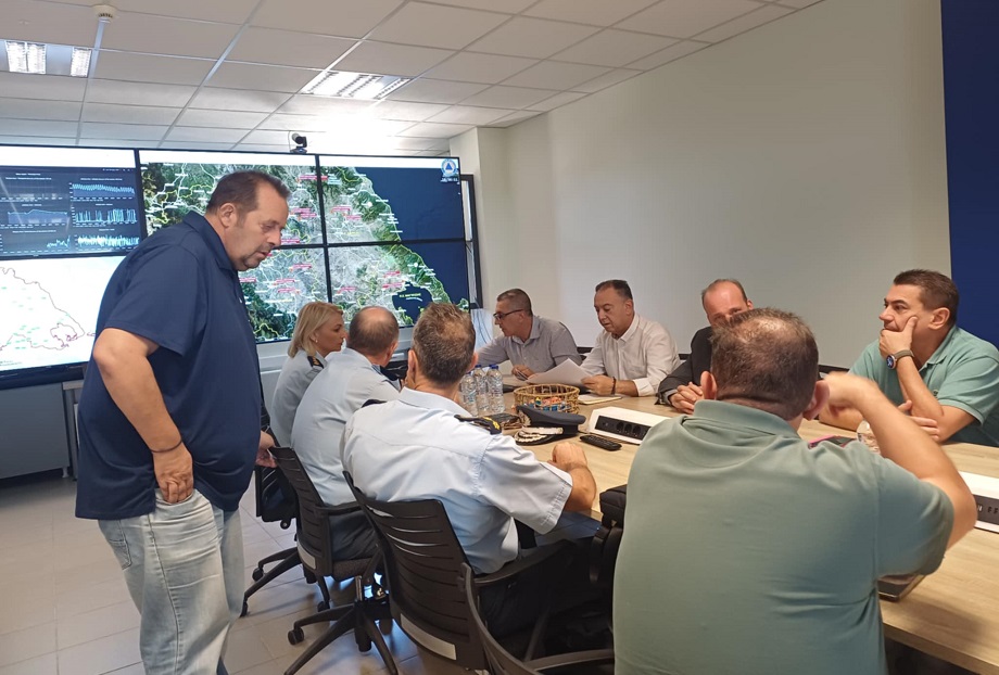 Κρίσιμη σύσκεψη για την ευλογιά στην περιφέρεια Κέλλα, Κουρέτα για τη λειτουργία των 17 Απολυμαντικών Σταθμών (ΦΩΤΟ)