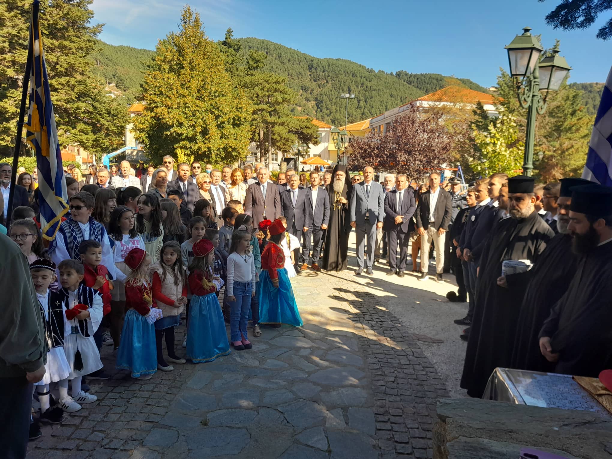 Τιμήθηκε ο ήρωας της Επανάστασης του 21 Γεωργάκης Ολύμπιος στο Λιβάδι Ελασσόνας (ΦΩΤΟ)