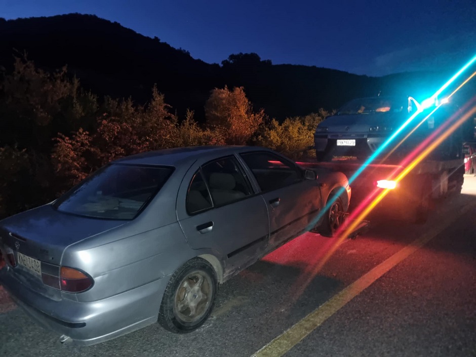 Ολονύχτιο θρίλερ στη σπηλιά βαθους 22 μέτρων όπου βρίσκεται εγκλωβισμένος ο 53χρονος (ΦΩΤΟ+video)