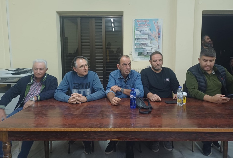 Βγάζουν τρακτέρ και ετοιμάζουν μπλόκα αγρότες και κτηνοτρόφοι της Λάρισαας (ΦΩΤΟ)