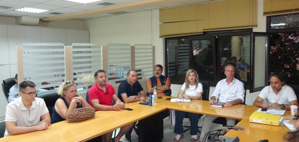 «Επαφές και ενημερώσεις του Θανάση Νασιακόπουλου με τους Προέδρους των ΔΕ Νίκαιας και Πλατυκάμπου»