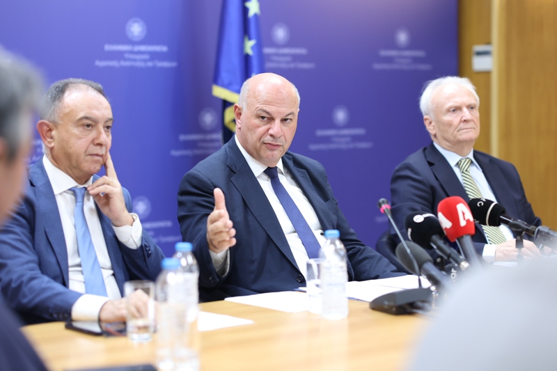 Μπιλίνης: με εμβολιασμό για την ευλογιά η χώρα γίνεται ενδημική για 10-12 χρόνια - κίνδυνος για εξαγωγές τυροκομικών