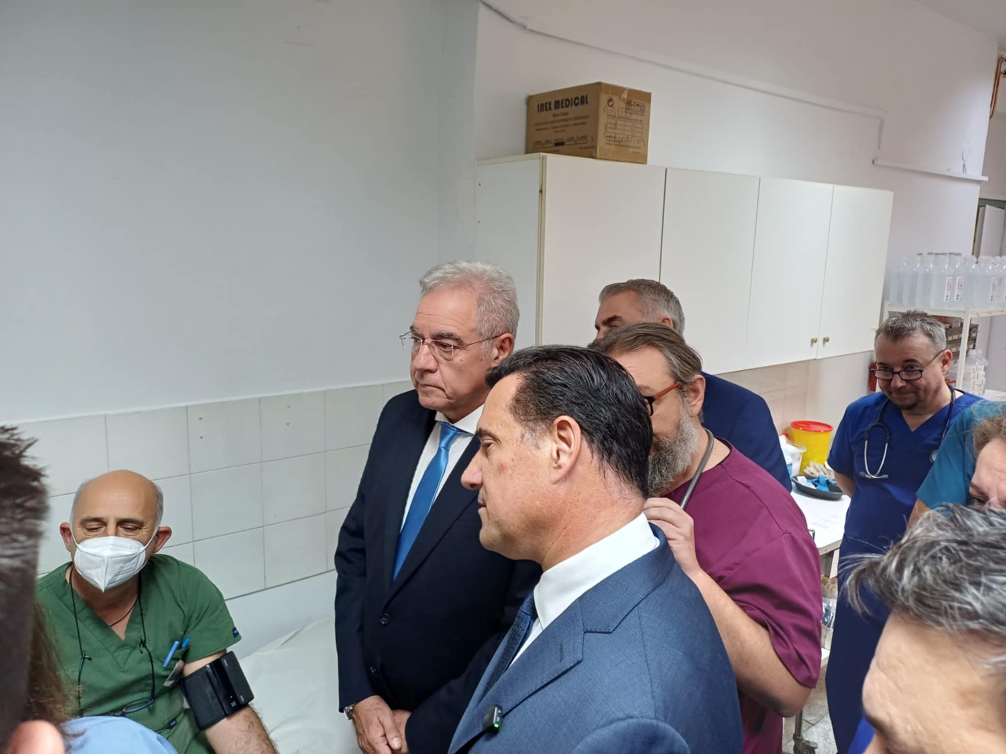 Επίσκεψη Άδωνι Γεωργιάδη στο Γενικό νοσοκομείο Λάρισας (ΦΩΤΟ)