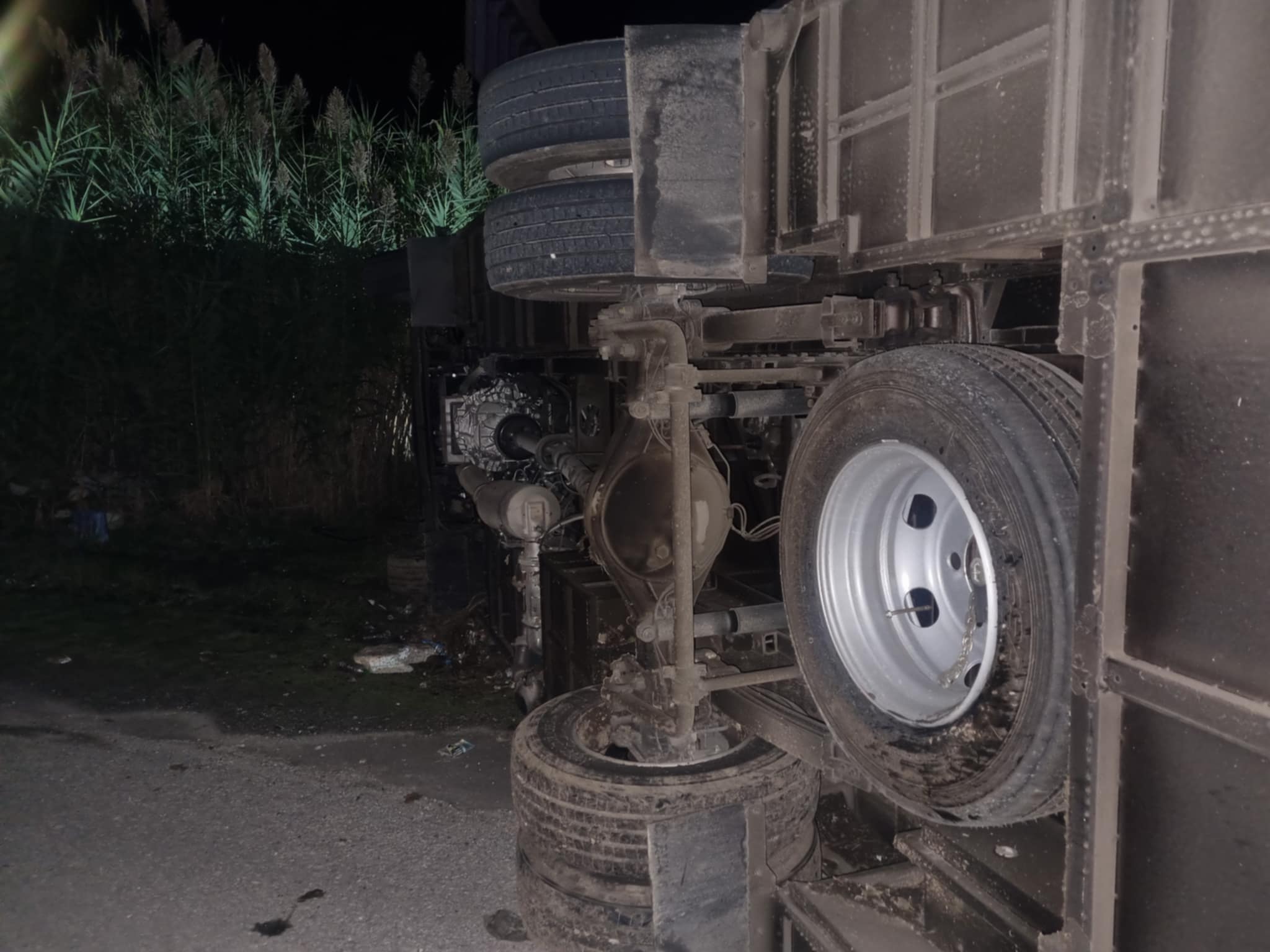 Γυναίκες από τη Λάρισα μετέφερε το λεωφορείο που ανετράπη στο Ριζόμυλο- πήγαιναν για αρτοκλασία (ΦΩΤΟ)