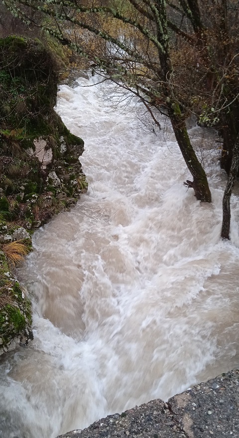 Νέες καταολισθήσεις στα χωριά του Ασπροποτάμου από τα ακραία φαινόμενα τα τελευταία 24ωρα (ΦΩΤΟ)