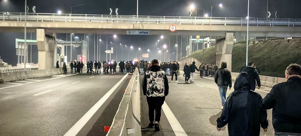 Αγροτικές Κινητοποιήσεις: Χιλιάδες τρακτέρ στους δρόμους παρά την κακοκαιρία -Νέα μπλόκα σε όλη τη χώρα