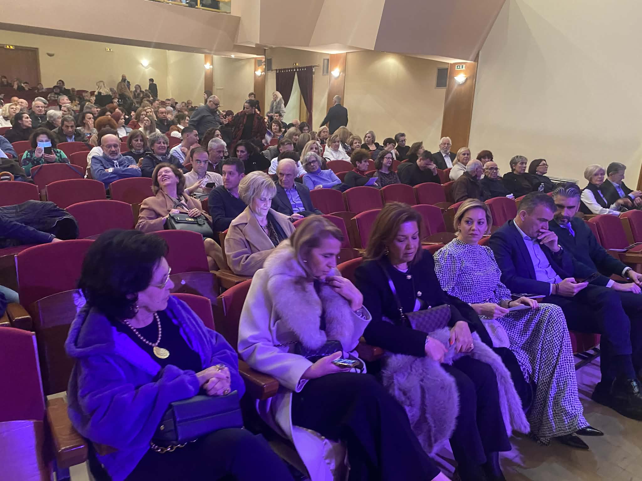 Πλήθος κόσμου χειροκρότησε θερμ΄-α τη Φιλαρμονική της Λάρισας στην επετειακή εμβληματική της συναυλία στο ΔΩΛ (ΦΩΤΟ+video)