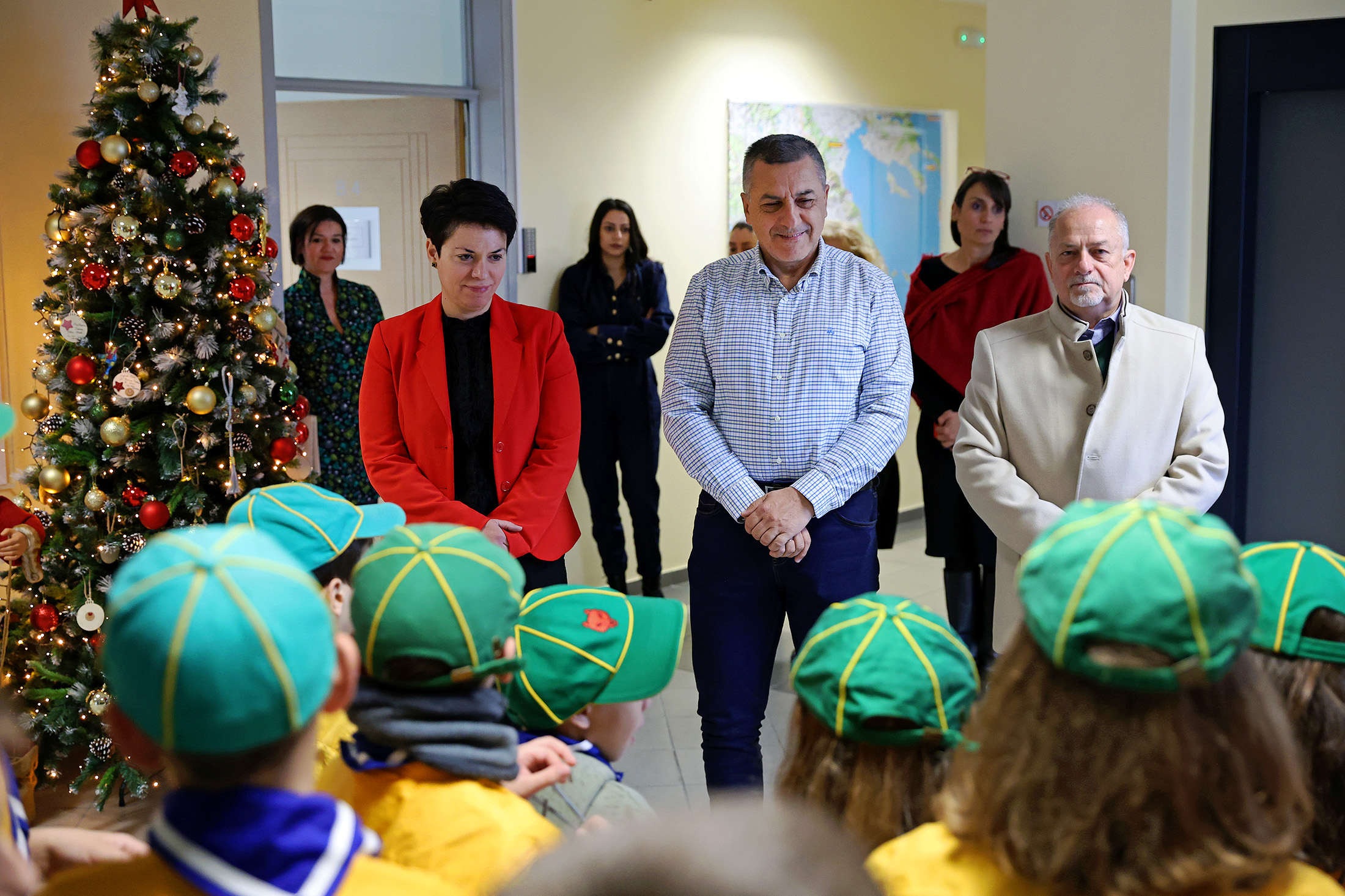 Κάλαντα και ευχές για την νέα χρονιά  στον Περιφερειάρχη Θεσσαλίας Δημήτρη Κουρέτα