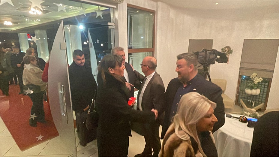 Λαμπρή βραδιά για το Επιμελητήριο Λάρισας στην κοπή της πίτας- Κουρέτας: μοναδικά τα θεσσαλικά αγροτικά προϊόντα (ΦΩΤΟ)