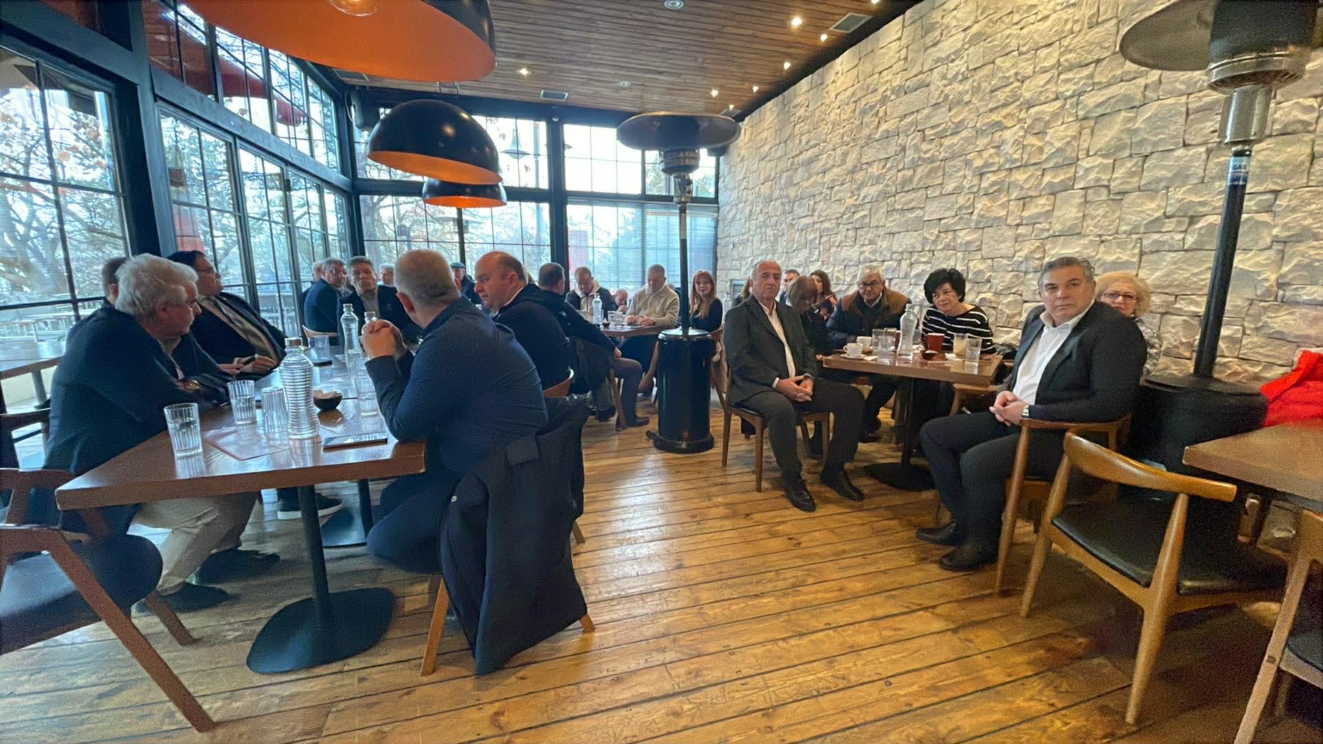 Σε όμορφη ατμόσφαιρα βασίλεψε η ΔΑΚΕ εκπαιδευτικών Λάρισας (ΦΩΤΟ)