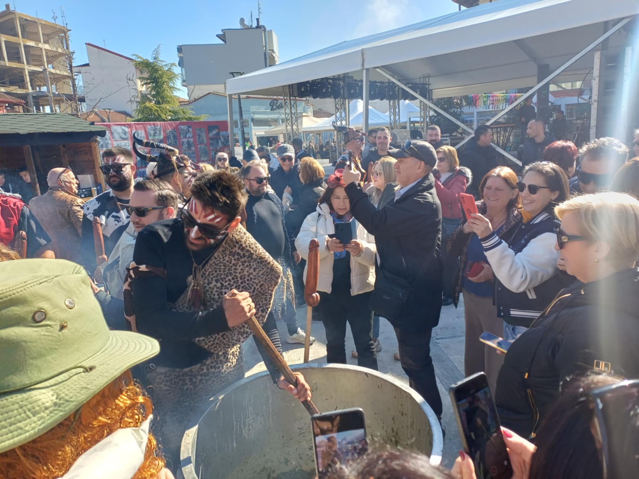 Πρε πρε πρε το «μπουρανί»!- εκατοντάδες επισκεπτες και ατέλειωτο κέφι στον Τύρναβο (ΦΩΤΟ+video)