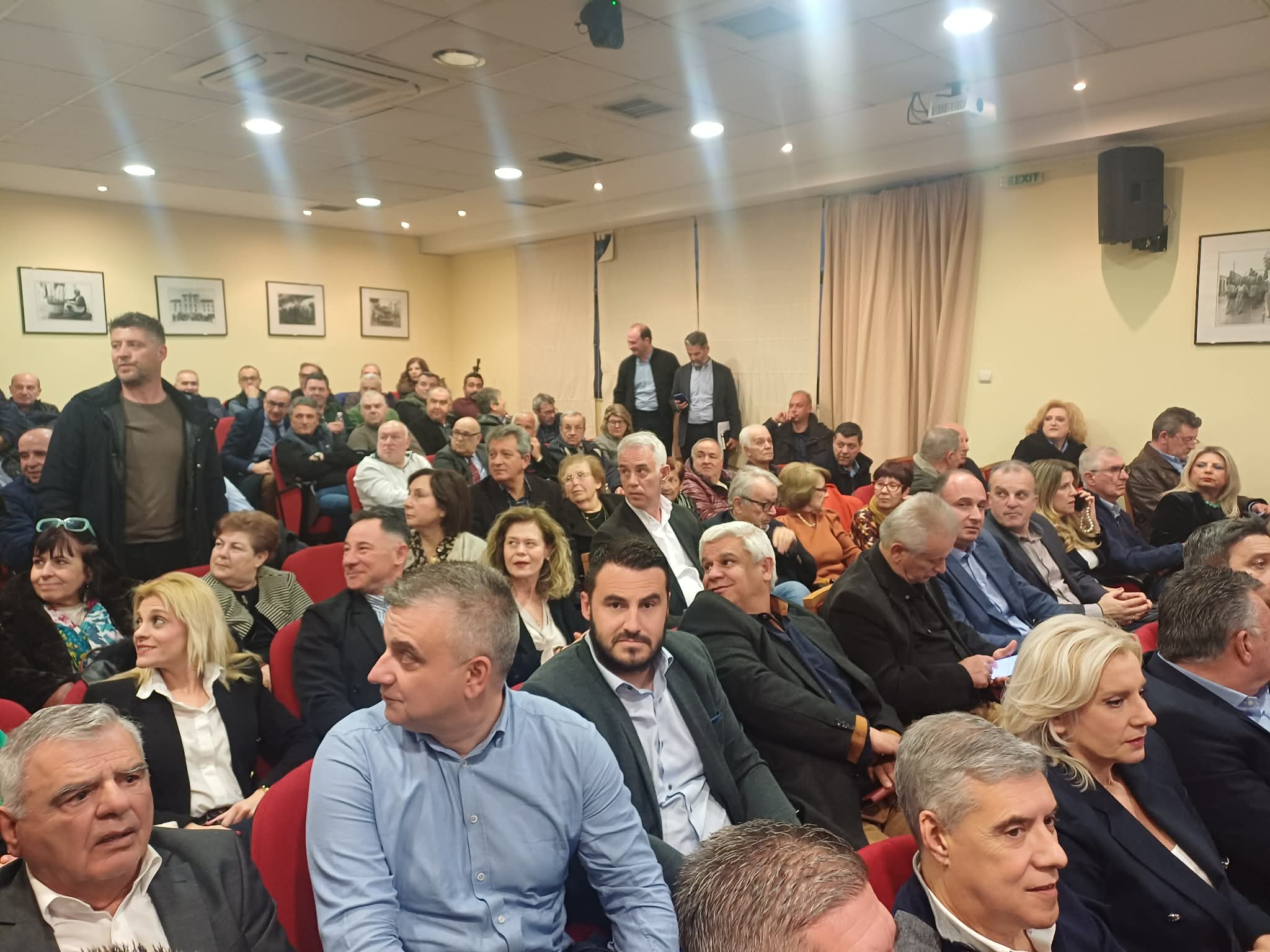 Σκρέκας στην περιφερειακή συνέλευση της ΝΔ ενόψει του προσυνεδρίου: προτεραιότητα της κυβέρνησης η Θεσσαλία (ΦΩΤΟ)