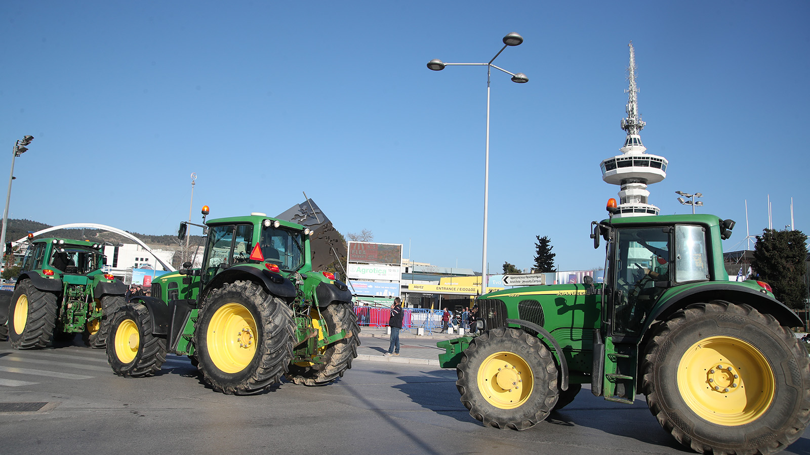 Ηχηρό μήνυμα των αγροτών από την «Agrotica» στην Θεσσαλονίκη: Ο αγώνας συνεχίζεται μέχρι τη νίκη! (ΦΩΤΟ)