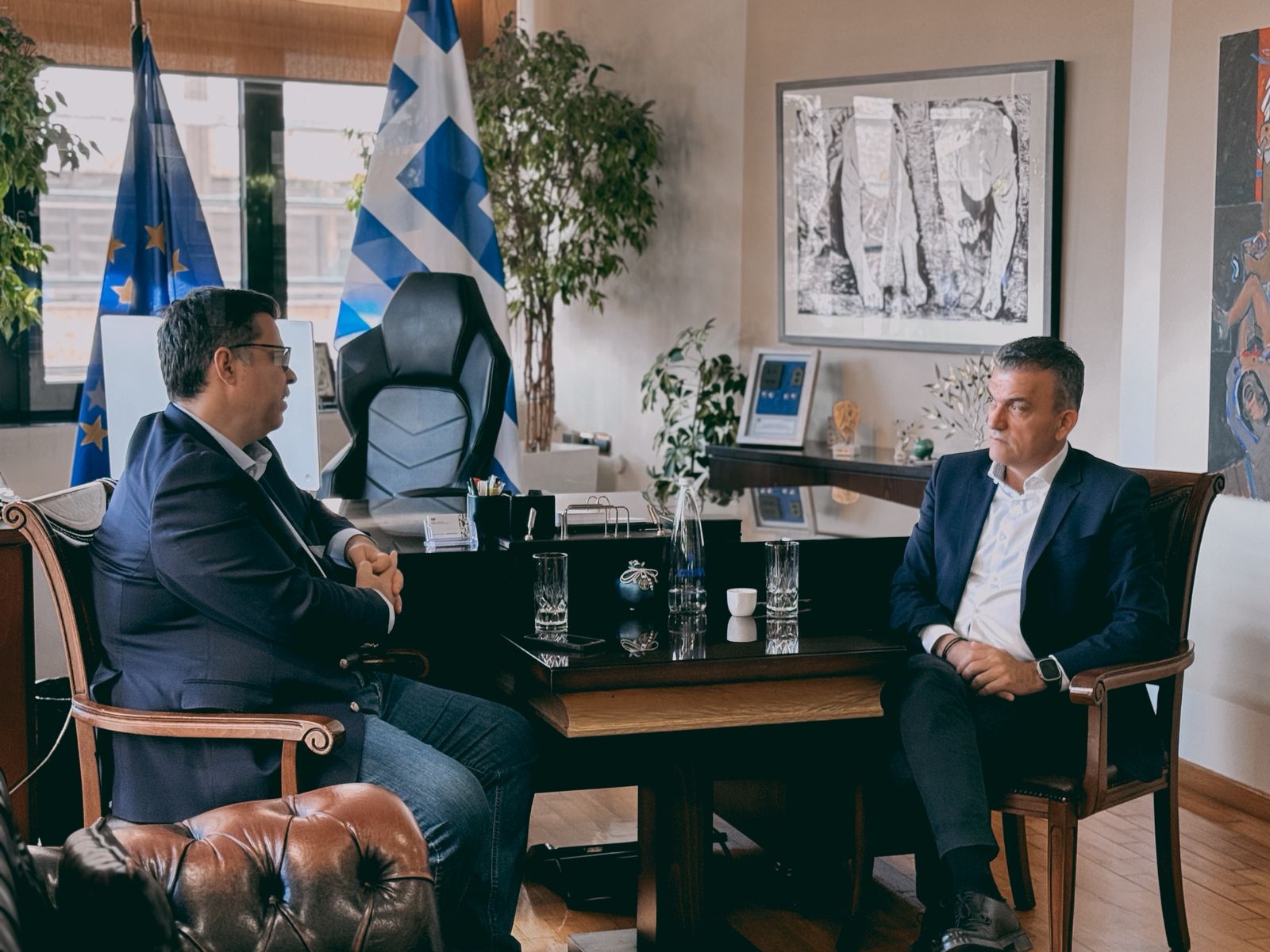 Συνάντηση Δημάρχου Λαρισαίων και Υφυπουργού παρά τω Πρωθυπουργώ (ΦΩΤΟ+βίντεο)