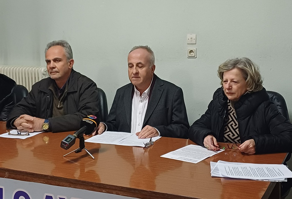 Συνεχίζουν τις κινητοπποίησεις οι δάσκαλοι της Λάρισας για την παραπομπή συναδέλφων τους στο Πειθαρχικό (ΦΩΤΟ)