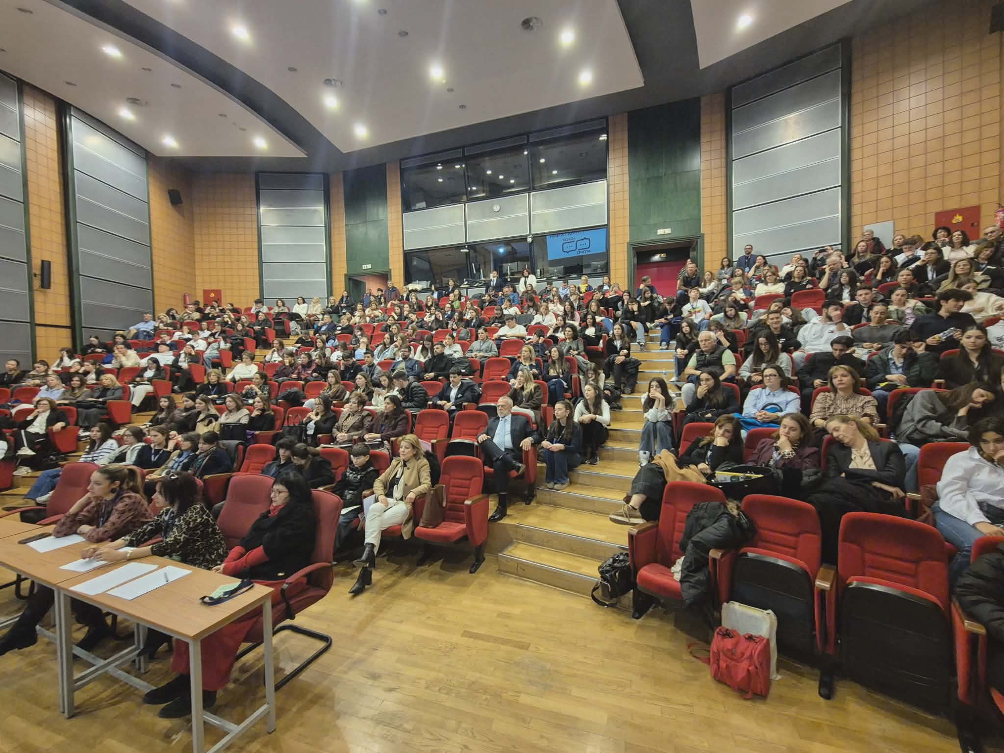 Με μεγάλη επιτυχία ολοκληρώθηκαν οι Αγώνες Λόγου στα Εκπαιδευτήρια Μπακογιάννη