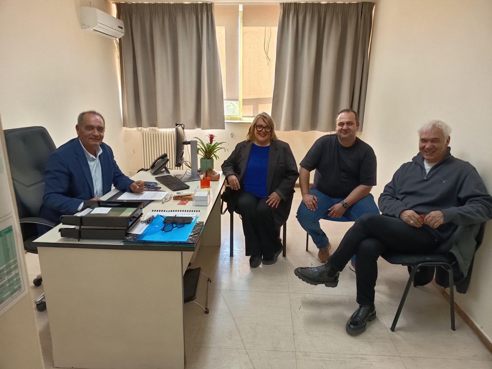 Δήμος Λαρισαίων: Με εκπροσώπους Εθελοντικών Οργανώσεων συναντήθηκε ο Βασίλης Μητροδήμος