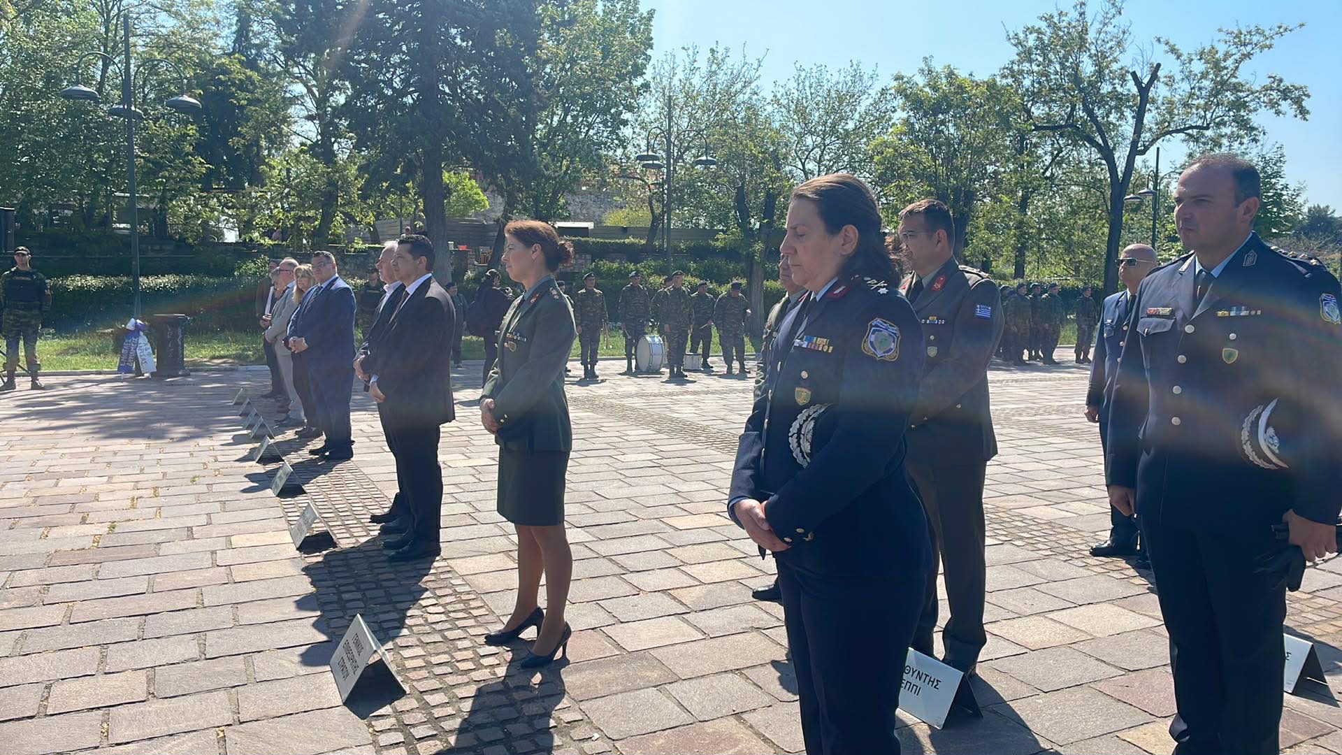 Η Λάρισα τίμησε την «Ημέρα Φιλελληνισμού και Διεθνούς Αλληλεγγύης» (ΦΩΤΟ)