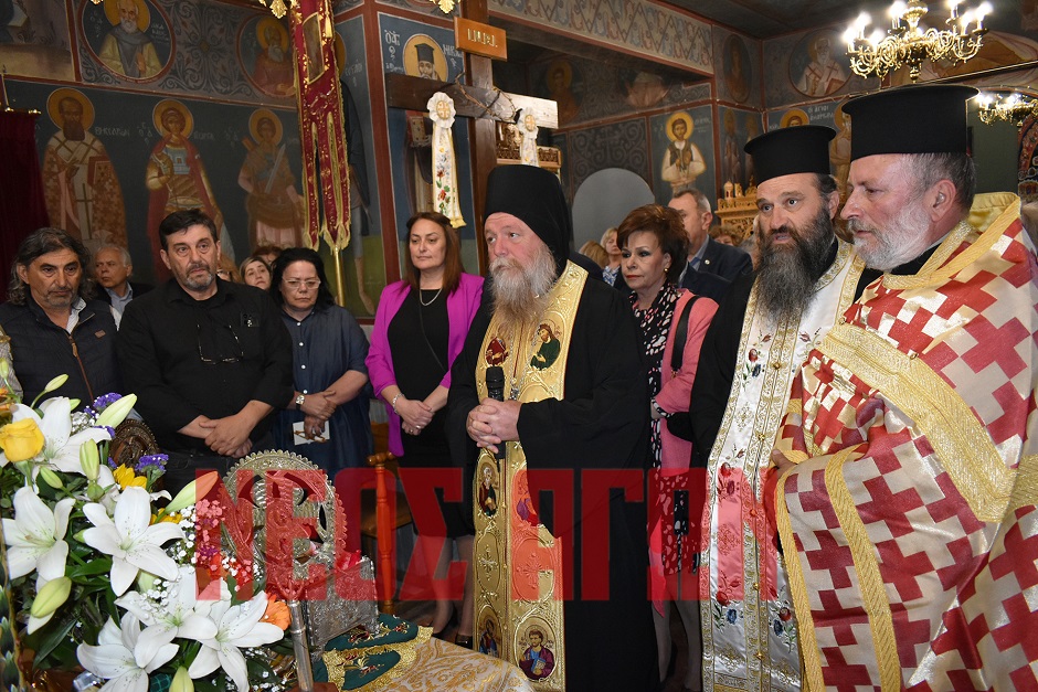 Με λαμπρότητα η υποδοχή της Τίμιας Κάρας του Αγίου Στυλιανού στην Καρδίτσα (ΦΩΤΟ)