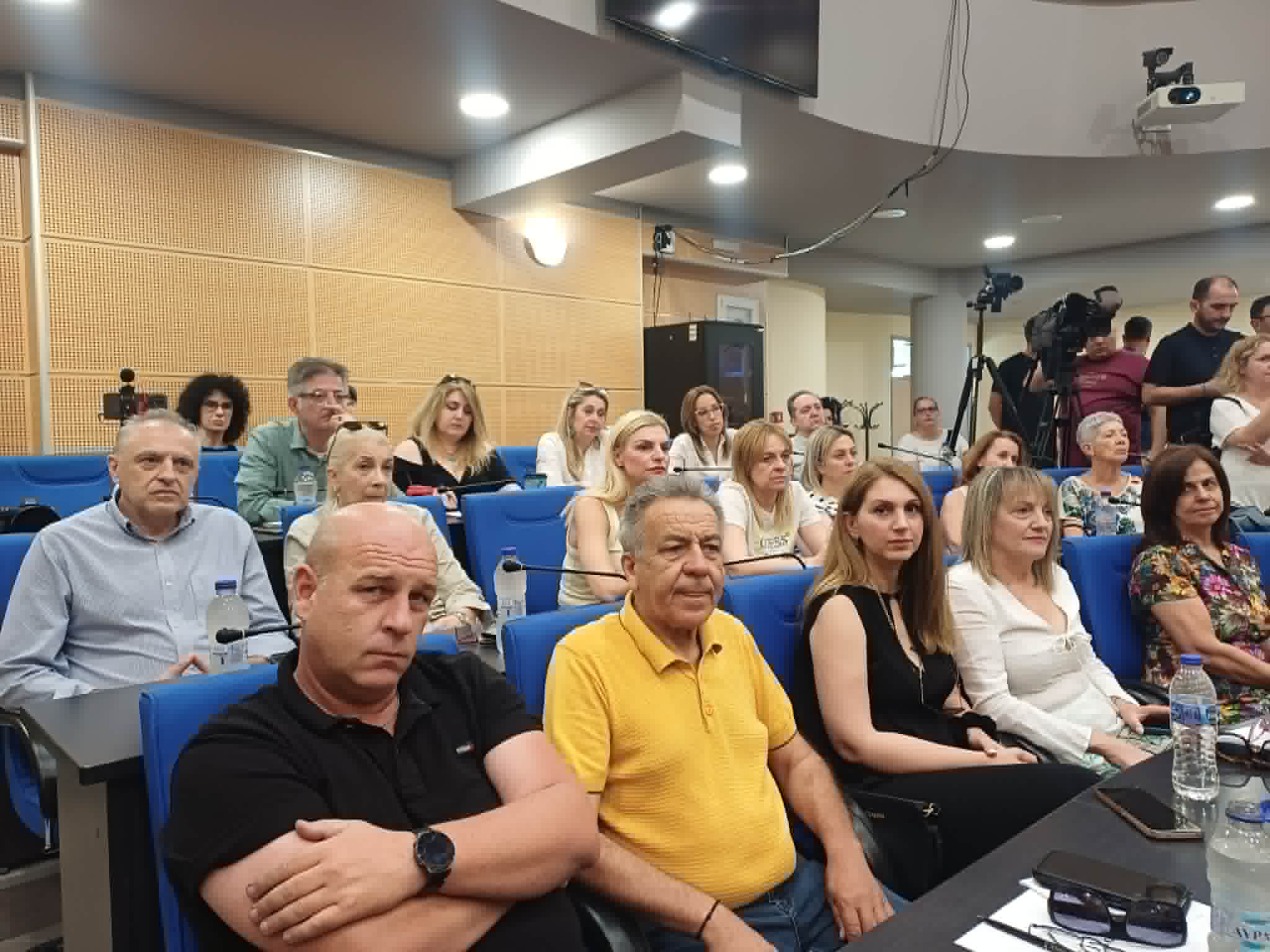 Ευρεία σύσκεψη στην περιφέρεια για τη θεσμική θωράκιση των Κέντρων Πρόληψης (ΦΩΤΟ)