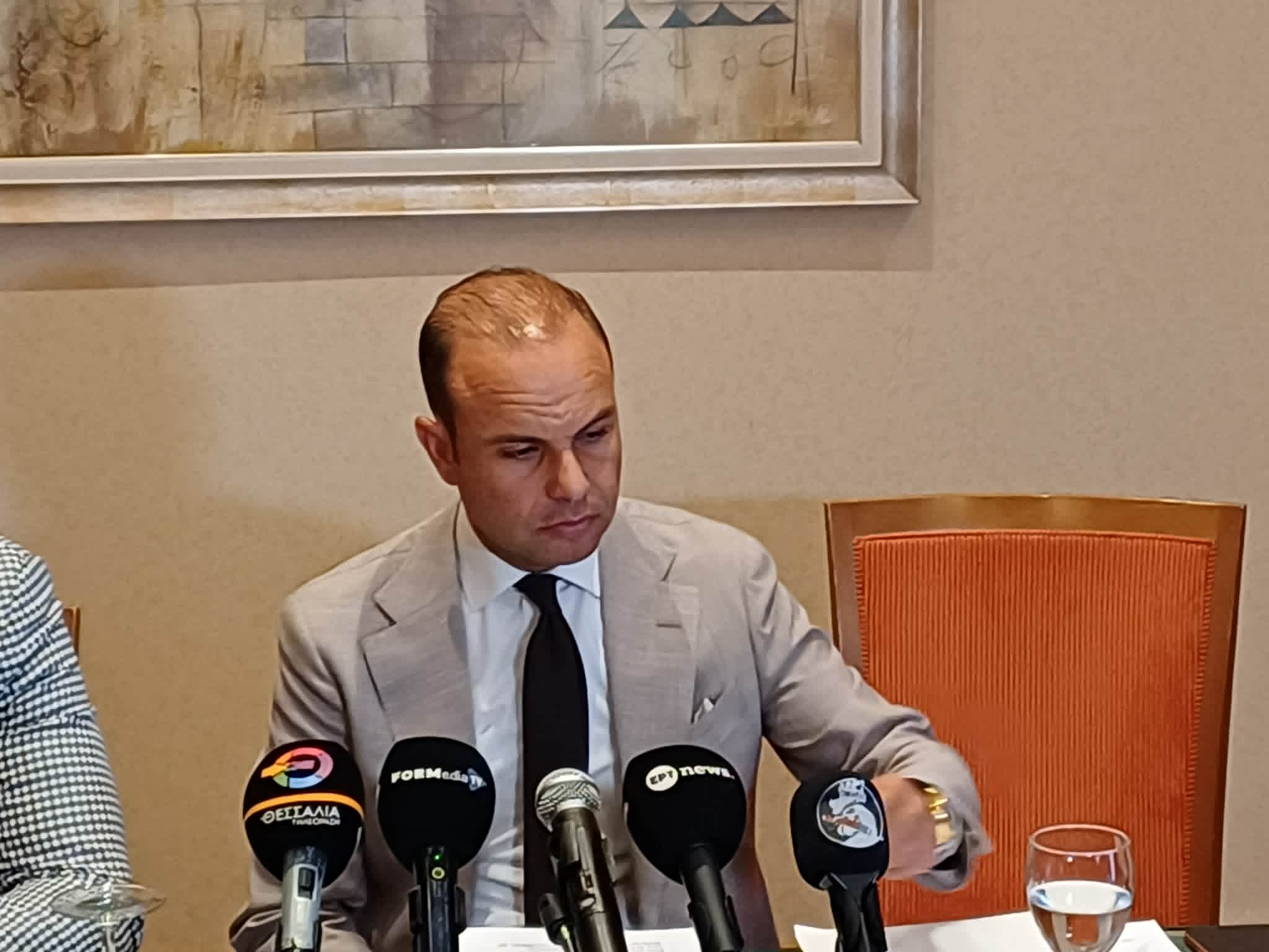 Ο νέος πρόεδρος της ΑΕΛ Ζήσης Στυλιανός: Ξεκινάμε αγώνα δρόμου καθώς η ΑΕΛ δεν έχει αγωνιστικό σχεδιασμό (ΦΩΤΟ+video)