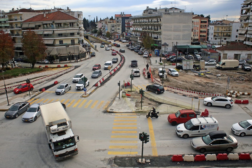 Δήμος Λαρισαίων: Σε νέα φάση οι εργασίες για τον κυκλικό κόμβο Ηρ.Πολυτεχνείου-Φαρσάλων