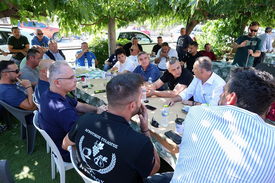Μόνιμες λύσεις προστασίας για τις καλλιέργειες του Τυρνάβου αναζητά η Περιφέρεια Θεσσαλίας