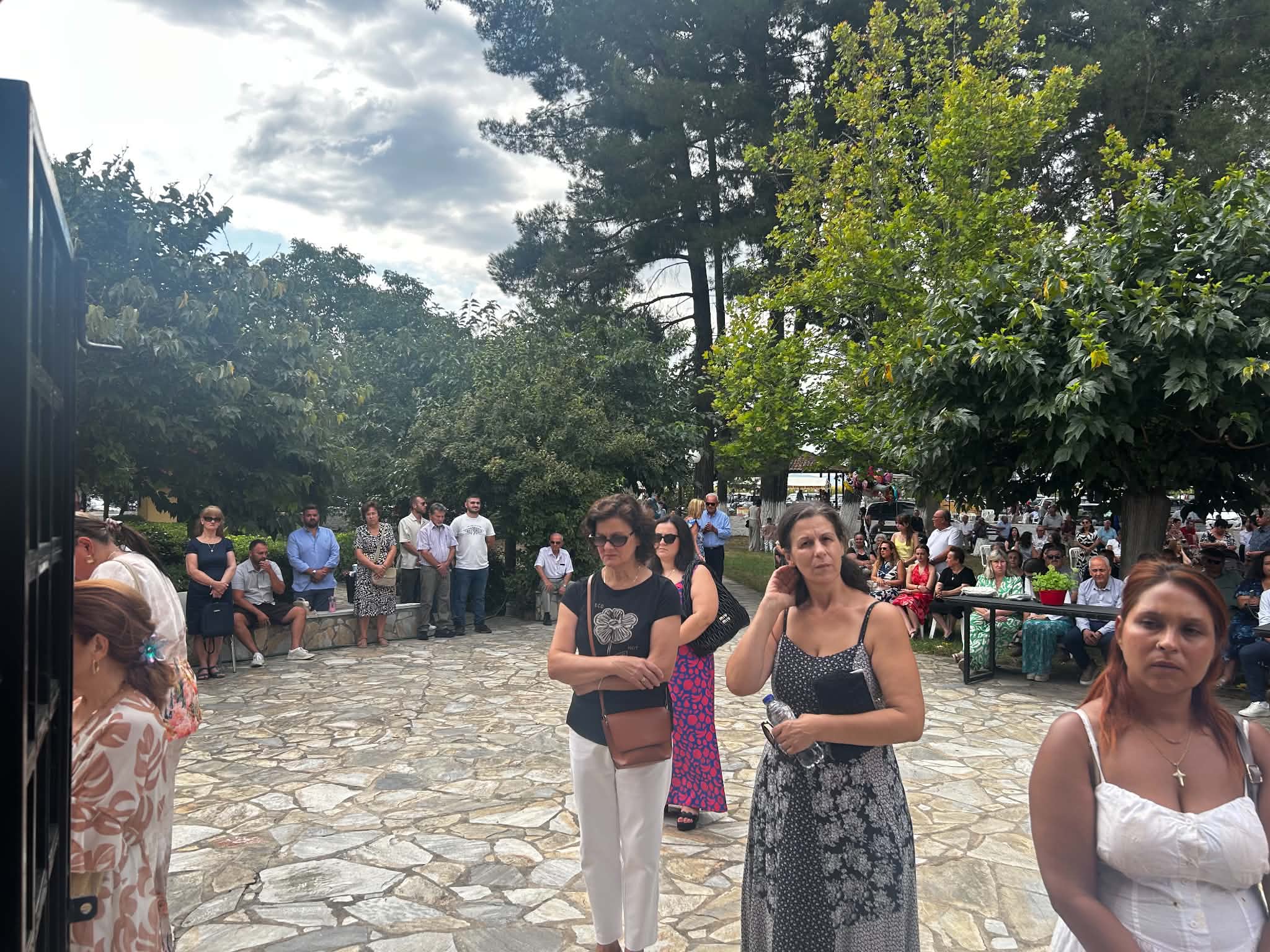 Πλήθος πιστών στην Παναγία Αρμενίου για την εορτή της Κοιμήσεως της Θεοτόκου (ΦΩΤΟ-ΒΙΝΤΕΟ)