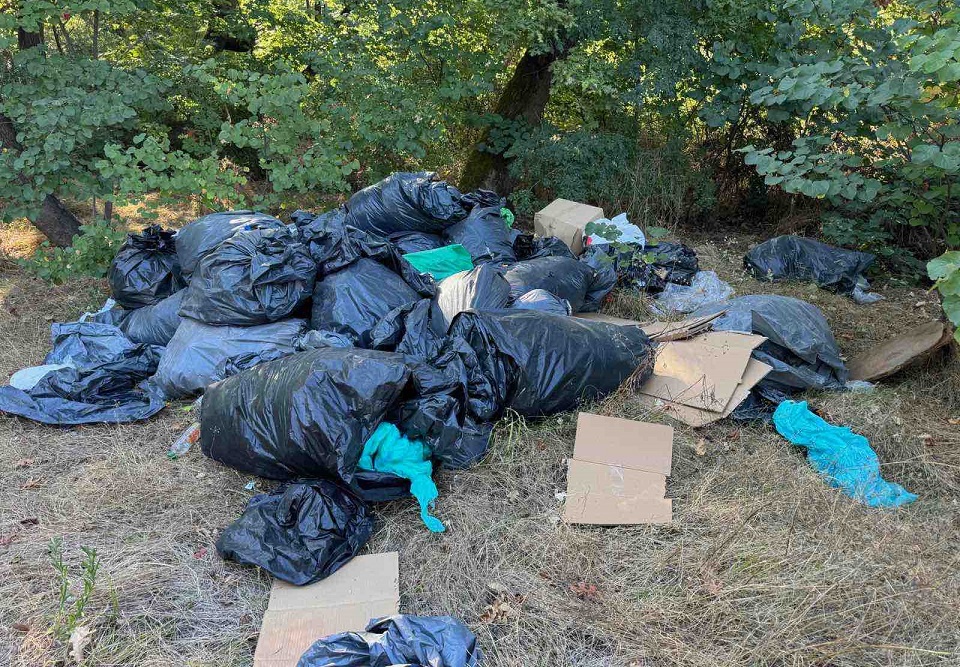 Άμεση παρέμβαση του Δήμου για την Παράνομη χωματερή στο Ρουμάνι