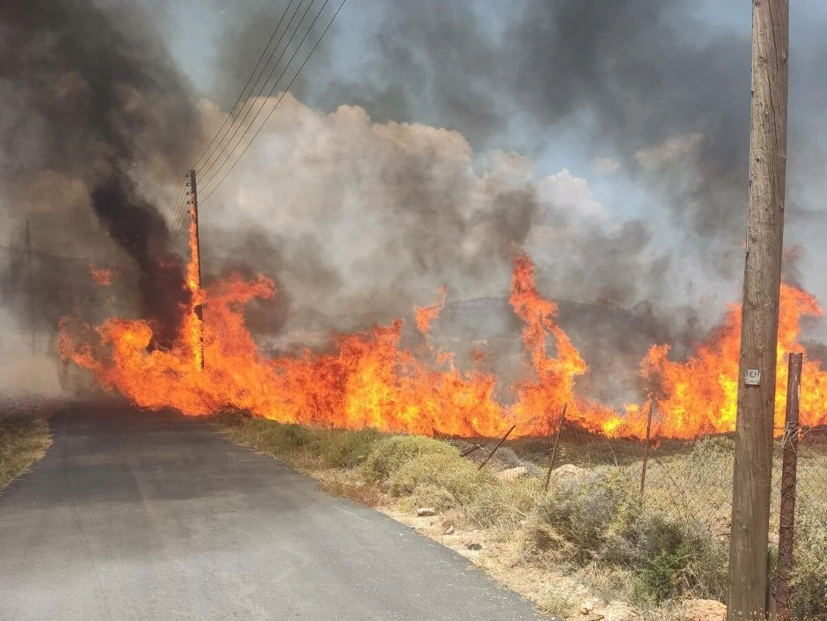 Μεγάλη πυρκαγιά στη Λήμνο - Ήχησε το 112 για εκκένωση περιοχών, μέτωπα και σε Μεσσηνία, Νευροκόπι