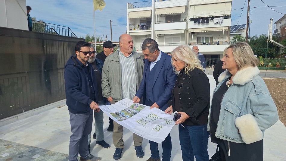 Βόλος: Αυτοψία Μπέου και Κουρέτα στην πλατεία Αγίου Τρύφωνα στη Νεάπολη (ΦΩΤΟ+video)