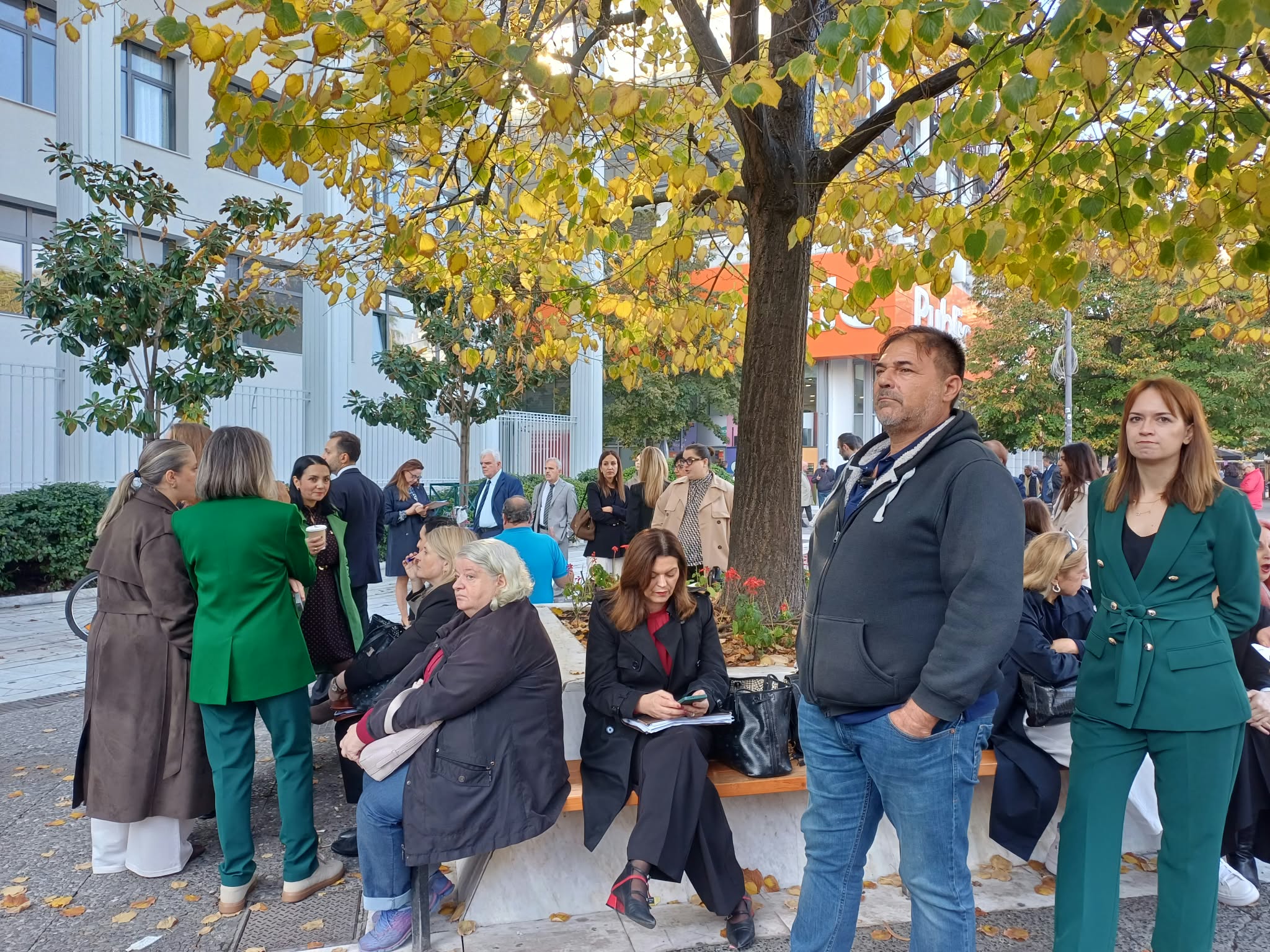 Συναγερμός στα Δικαστήρια Λάρισας για βόμβα – Φάρσα το τηλεφώνημα (ΦΩΤΟ)