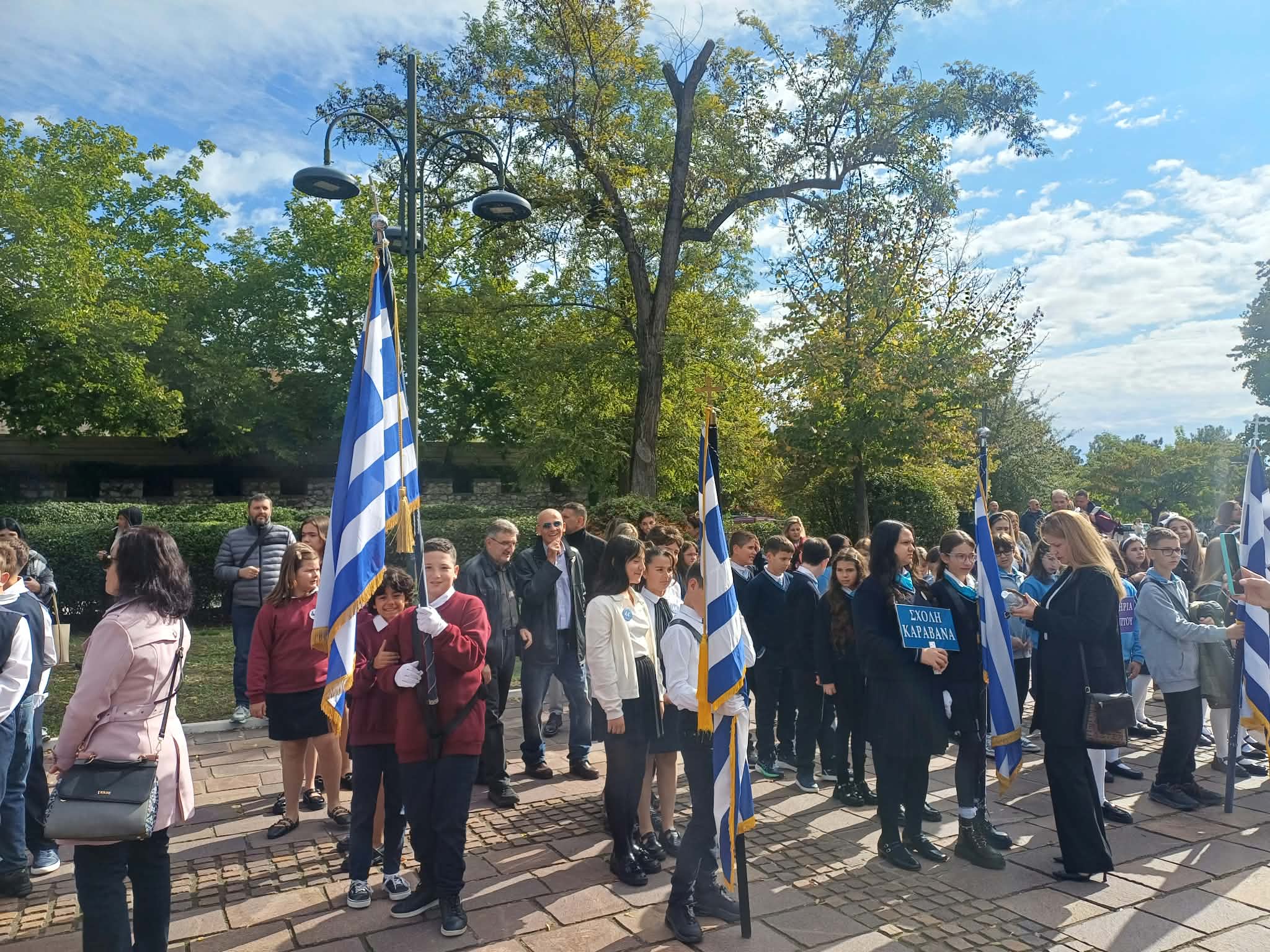 Λάρισα: Φόρος τιμής στους ήρωες του ’40 στο Ηρώο Πεσόντων / ΦΩΤΟ 11 Λάρισα: Φόρος τιμής στους ήρωες του ’40 στο Ηρώο Πεσόντων (ΦΩΤΟ+video)