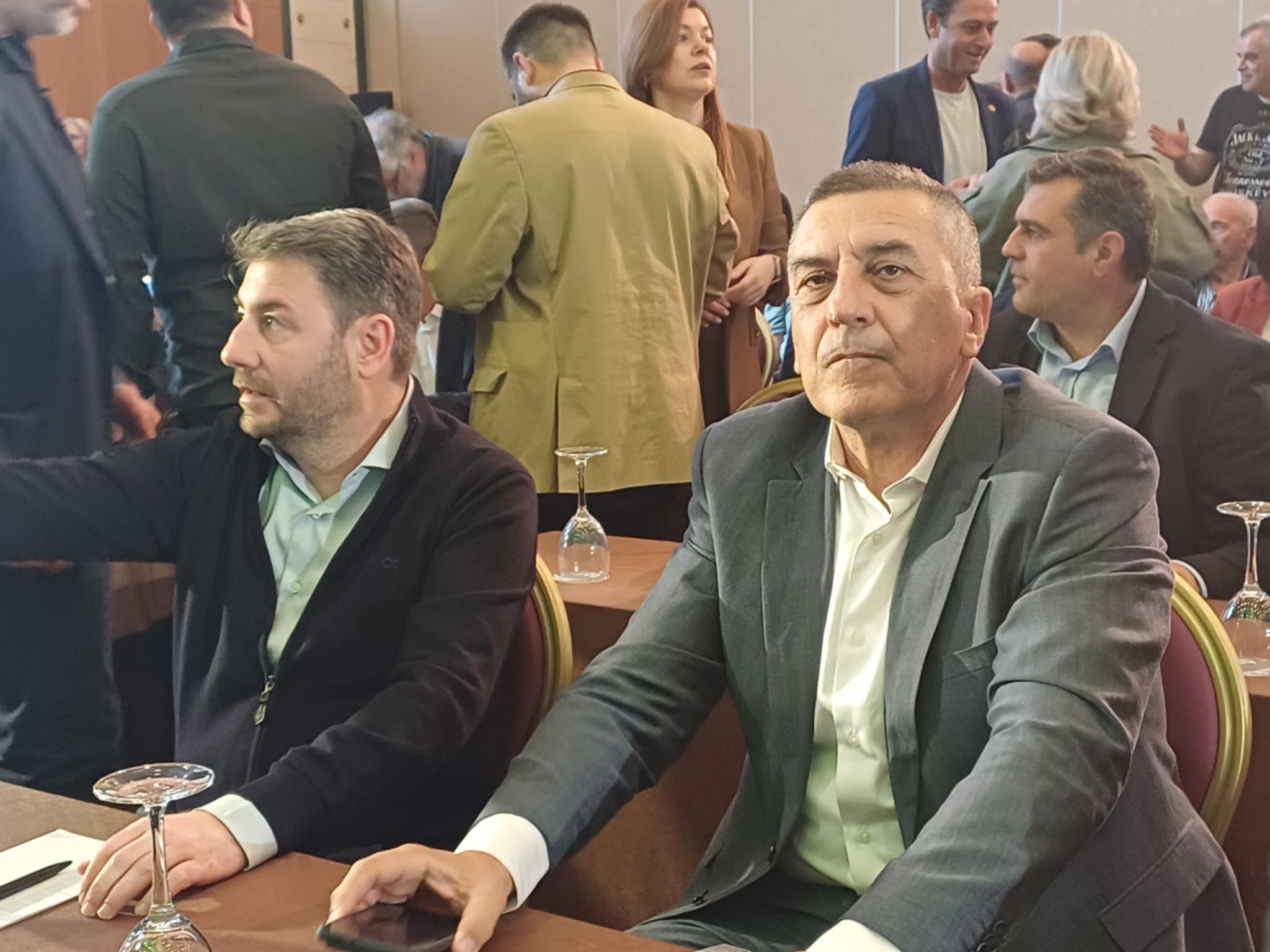 Παρουσία του Νίκου Ανδρουλάκη ξεκίνησε η Περιφερειακή Συνδιάσκεψη του ΠΑΣΟΚ στη Λάρισα