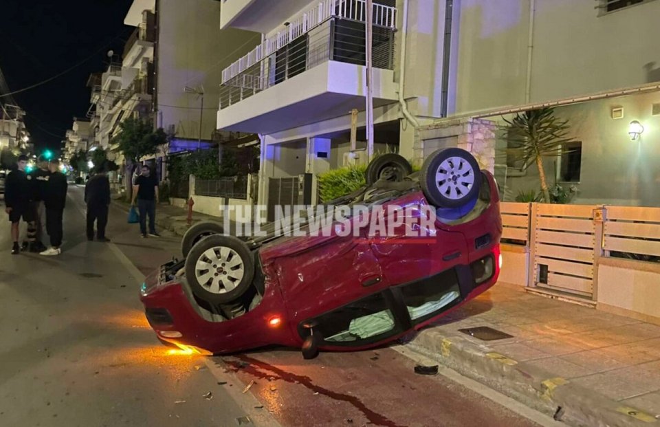 Σοβαρό τροχαίο ατύχημα στη Νέα Ιωνία Βόλου: Ανατροπή ΙΧ μετά από σφοδρή σύγκρουση [εικόνες]