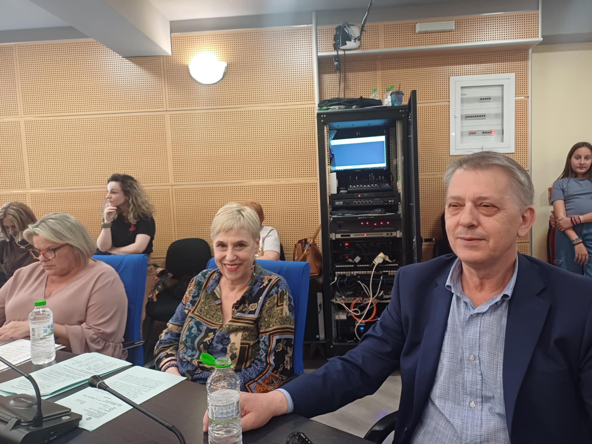 Νέοι μετεωρολογικοί σταθμοί και σταθμήμετρα με παροχές για την αντιμετώπιση πλημμυρών στη Θεσσαλία