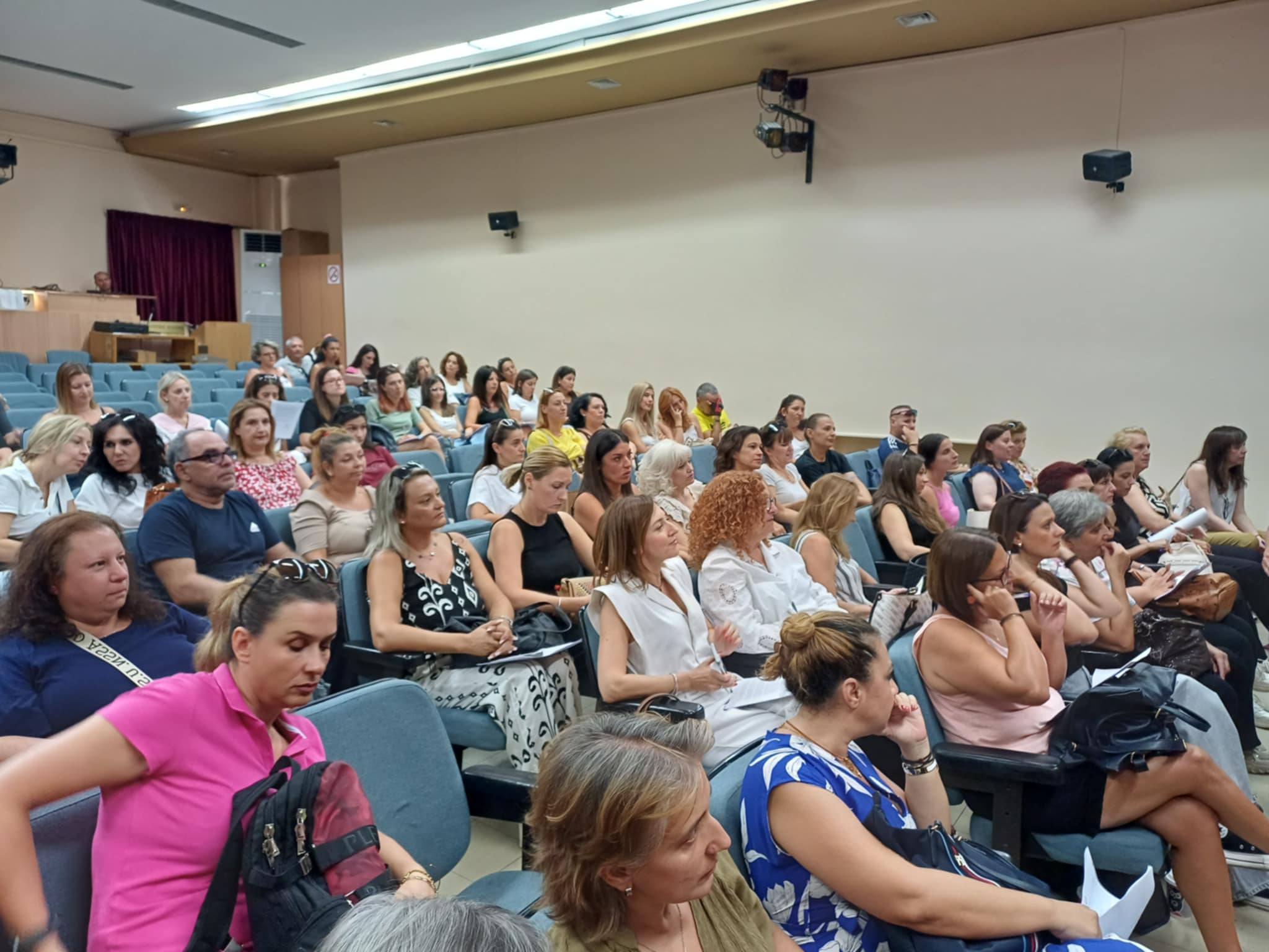Ανανέωση συμβάσεων 168 εργαζόμενων στους παιδικούς σταθμούς του Δ. Λαρισαίων (ΦΩΤΟ)