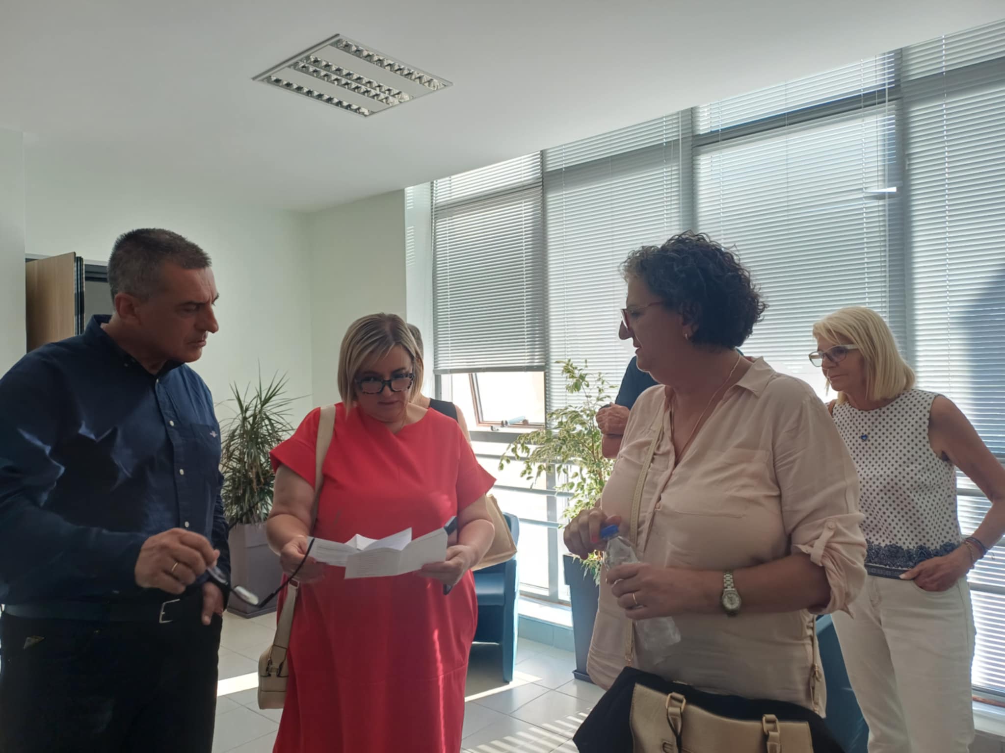 Συγγενείς θυμάτων των Τεμπών στον Κουρέτα για την αναβολή της συζήτησης διαμόρφωσης του μνημείου (ΦΩΤΟ)