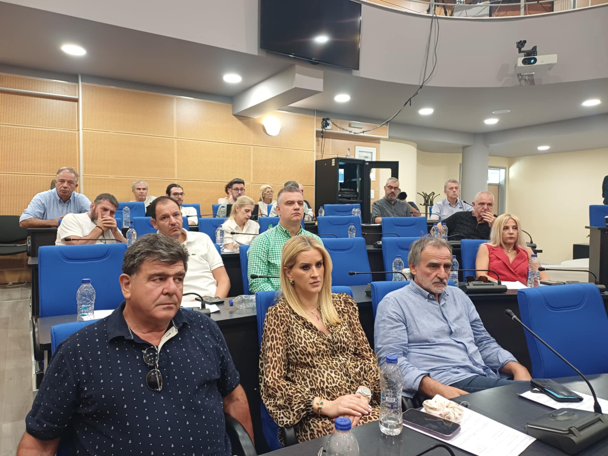Συνεδριάζει αυτή την ώρα το Περιφερειακό Συμβούλιο-κυρίαρχο το θέμα της κατάργησης της 1ης Στρατιάς-Δείτε ζωντανά