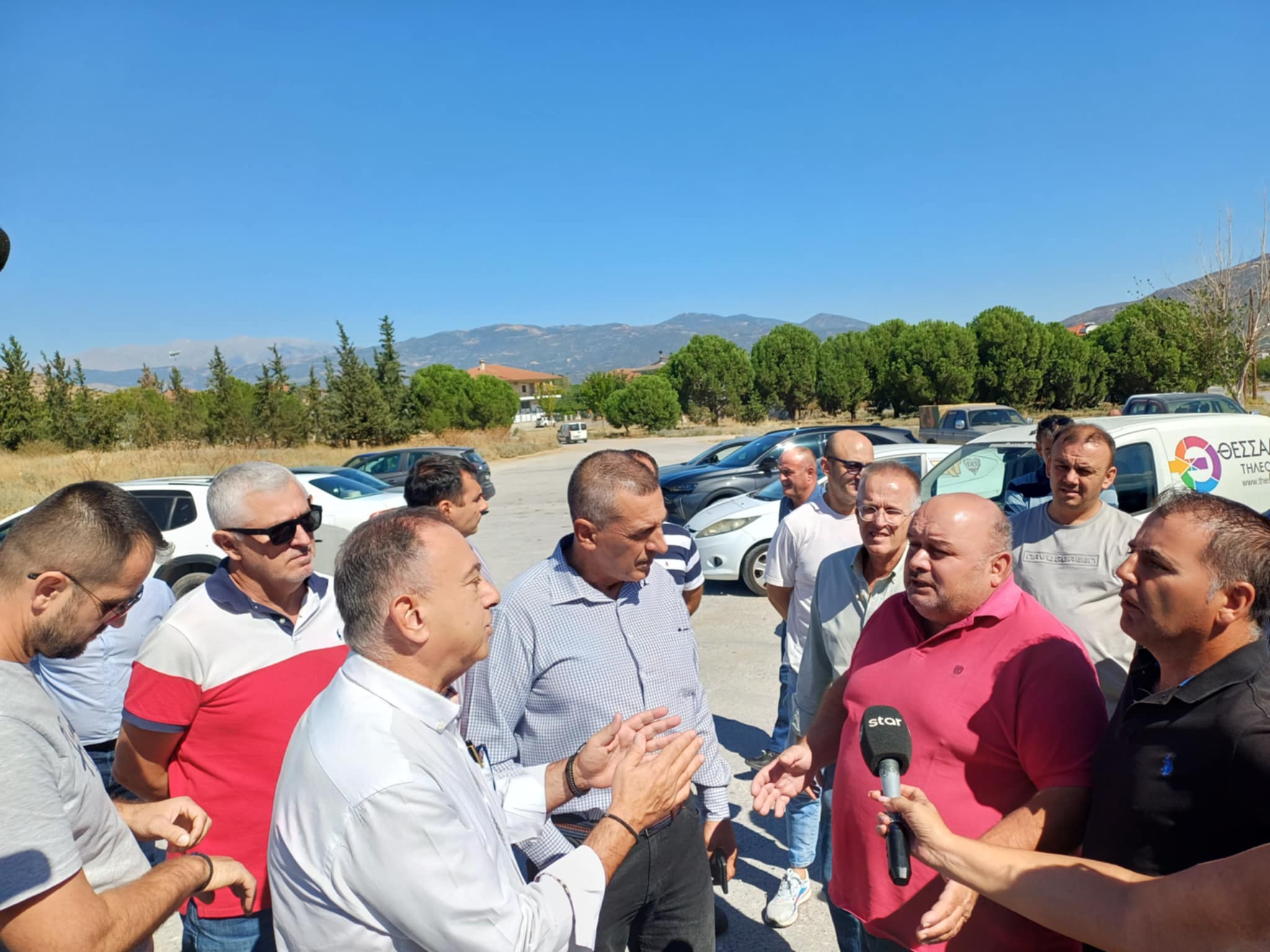 Έκτακτη επίσκεψη Κουρέτα, Κέλλα σε σταθμό απολύμνασης στο Μακρυχώρι- ένταση με κτηνοτρόφους που ζητούν εμβόλιο (ΦΩΤΟ+video)