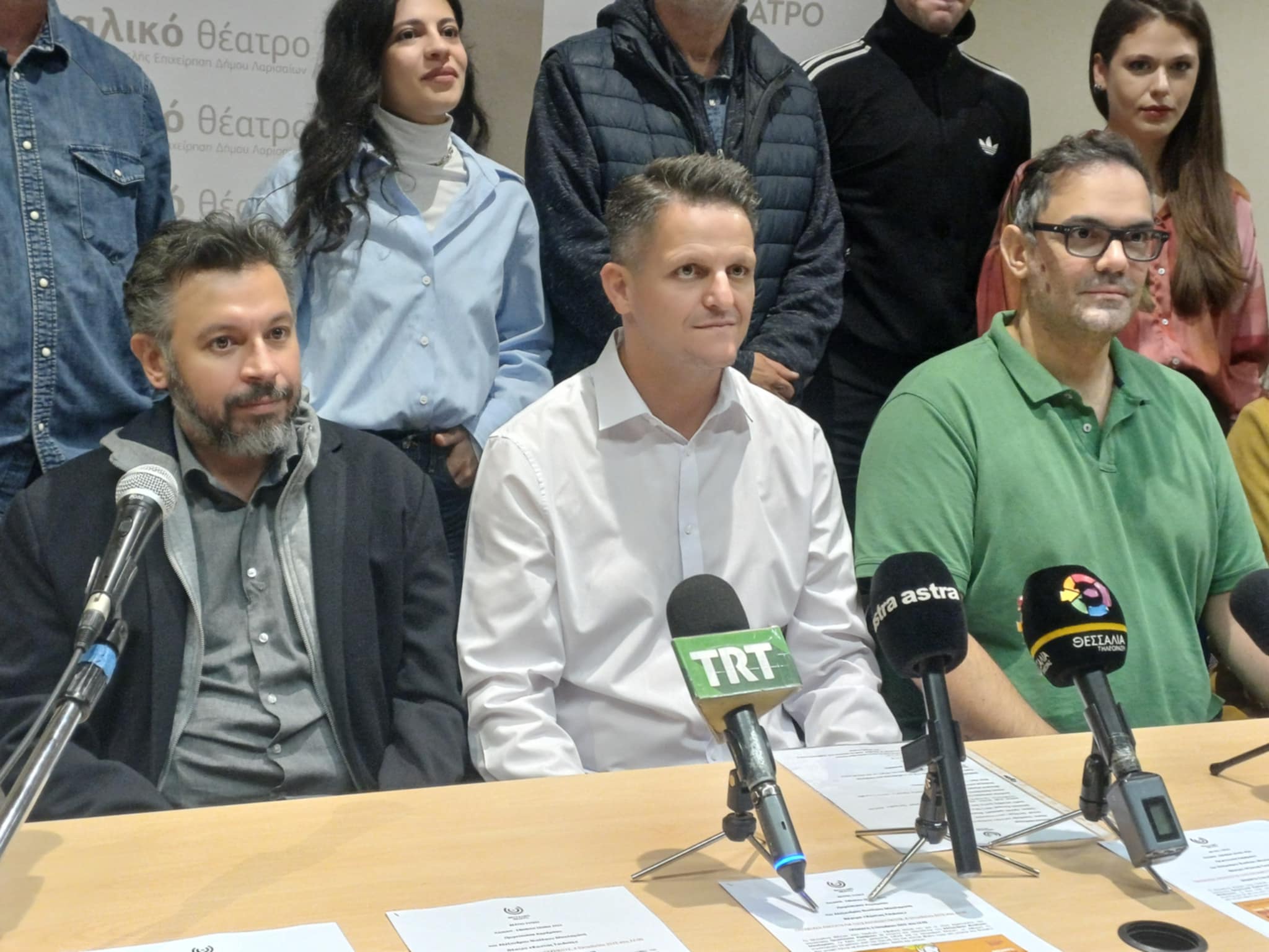 Το Θεσσαλικό Θέατρο παρουσιάζει την παράσταση Πριγκίπισσα Καράμπου (ΦΩΤΟ)