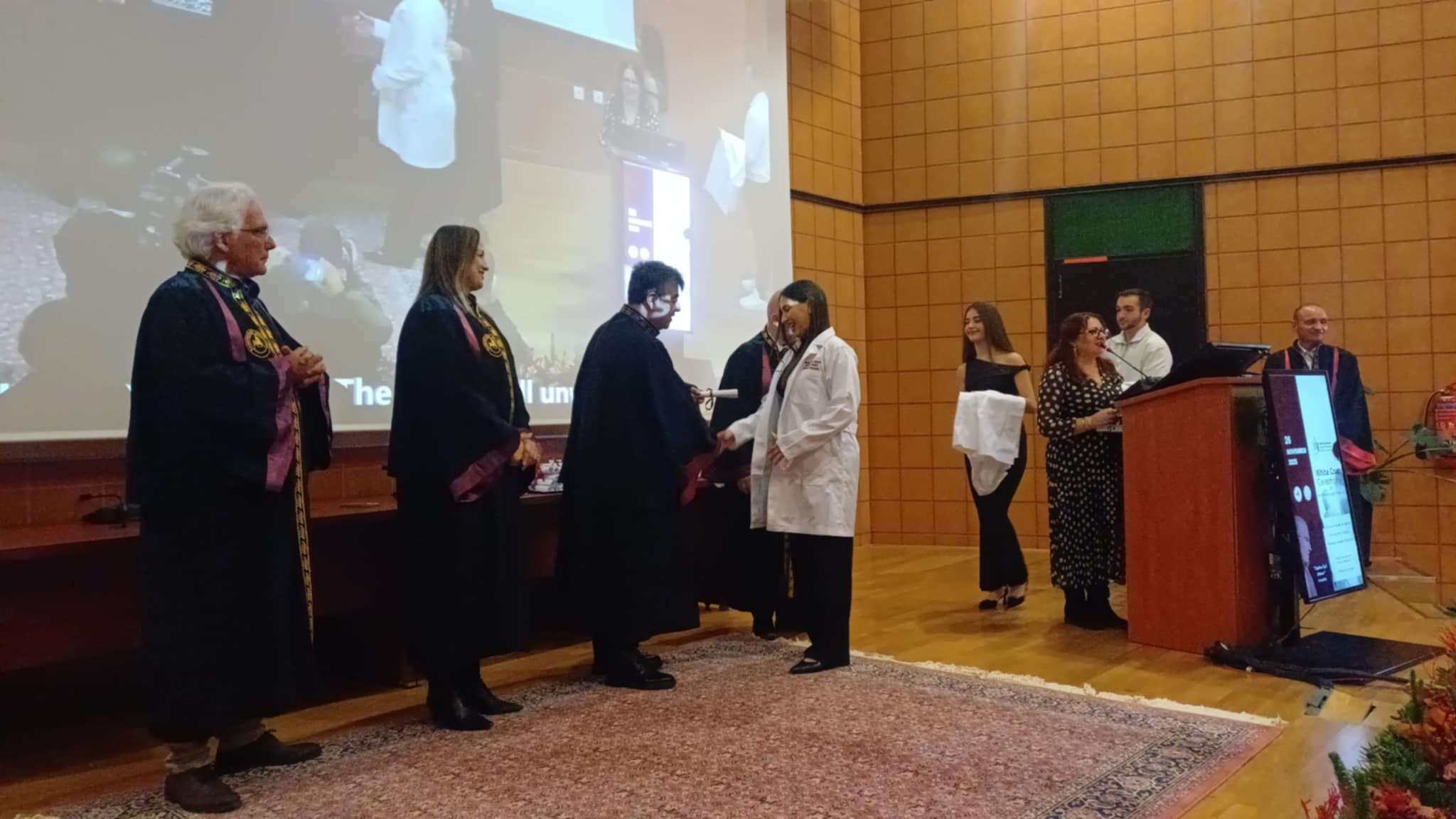 Γιορτή της Λευκής Ποδιάς (White Coat Ceremony) του Ξενόγλωσσου Προγράμματος Σπουδών της Ιατρικής, στη Λάρισα (ΦΩΤΟ+video)